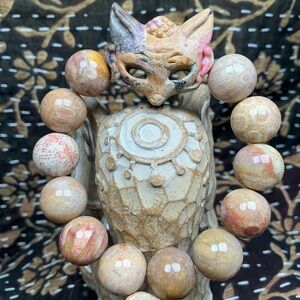 HQ Coral Jade 14mm with Rhodonite Fox Mask